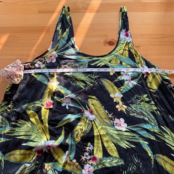 NWOT Urban Outfitters Sleeveless Tropical Tunic - Picture 6 of 7